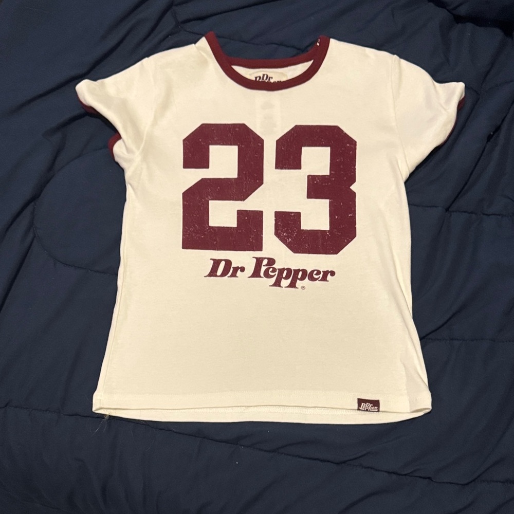 Dr Pepper ' White and Maroon Graphic Tee